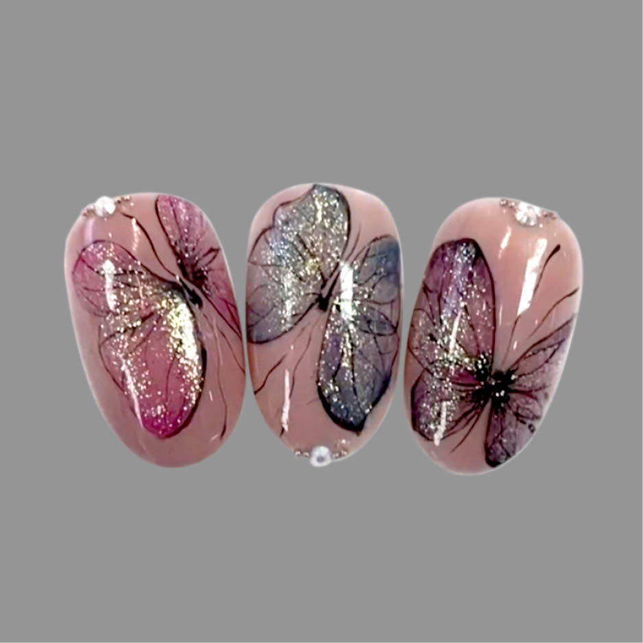 GlossaryLive XXtreme Nail Art Melanie Lewendon Butterfly