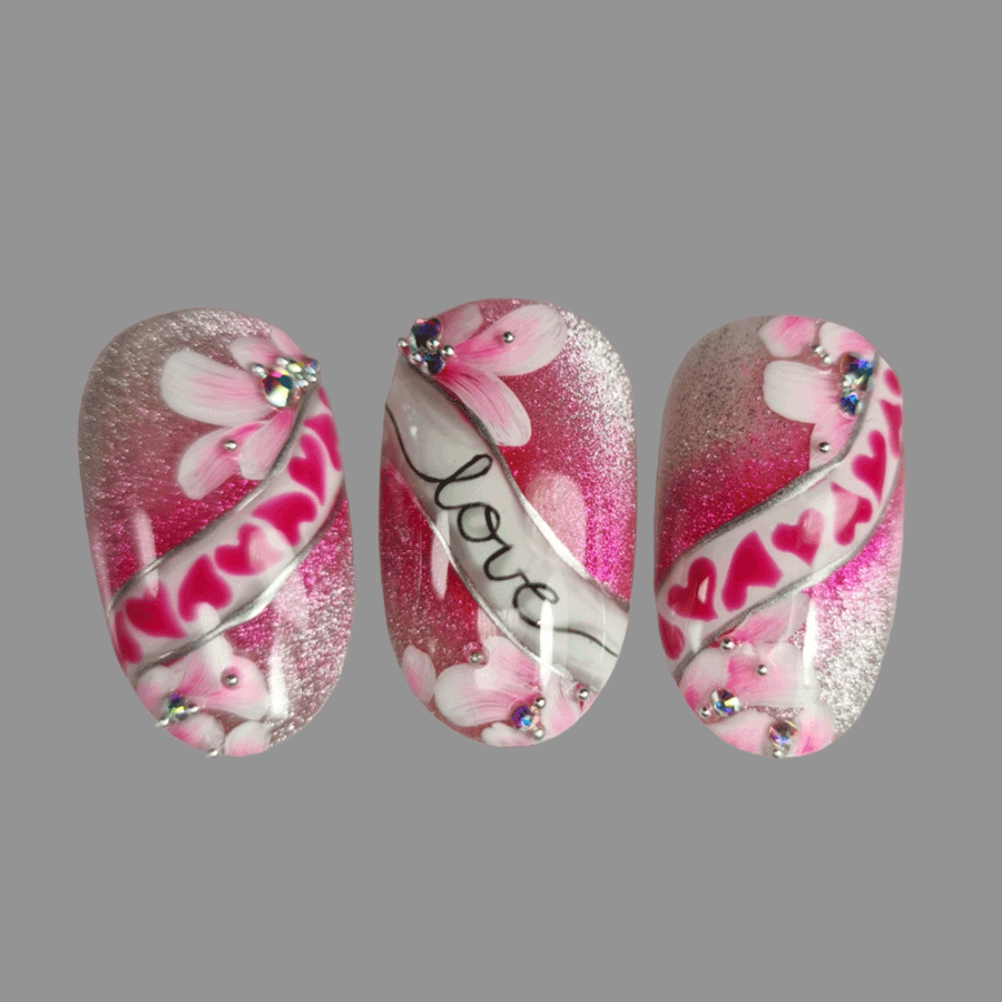 GlossaryLive XXtreme Nails Art Love Is in the Air